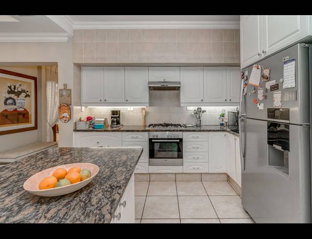 5 BEDROOM HOUSE FOR SALE IN DAINFERN VALLEY ESTATE